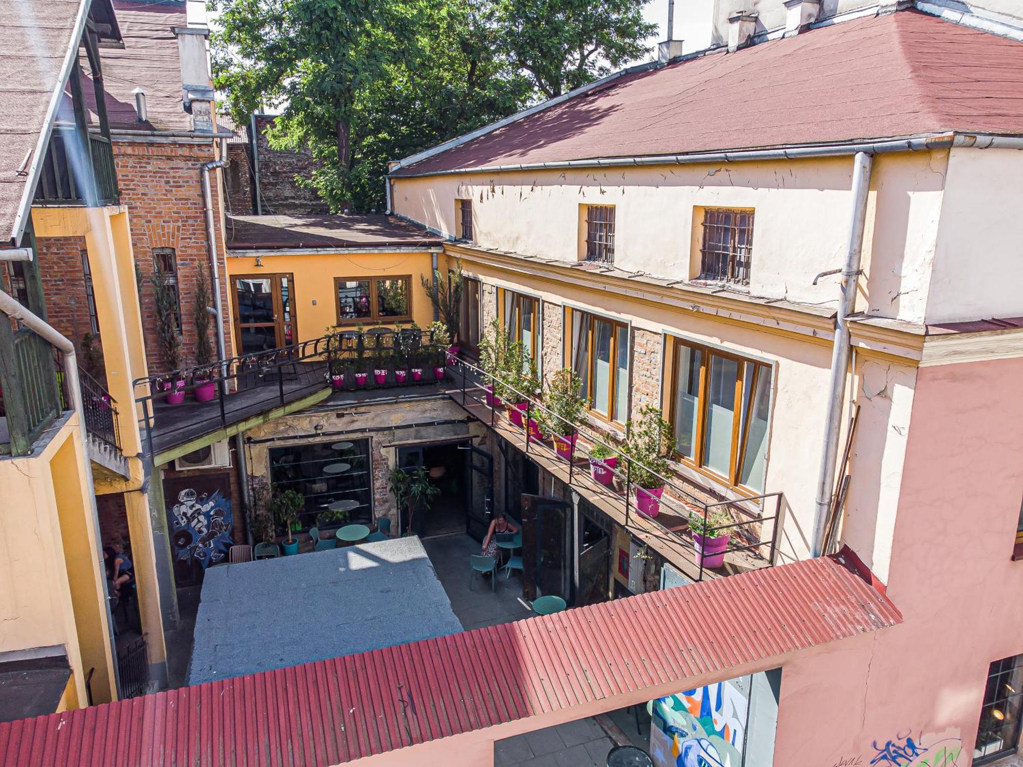 Hostel Graffiti Krasków Εξωτερικό φωτογραφία